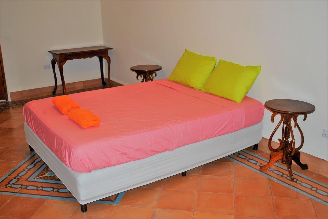Aparthotel Casa Calala Granada Exterior foto