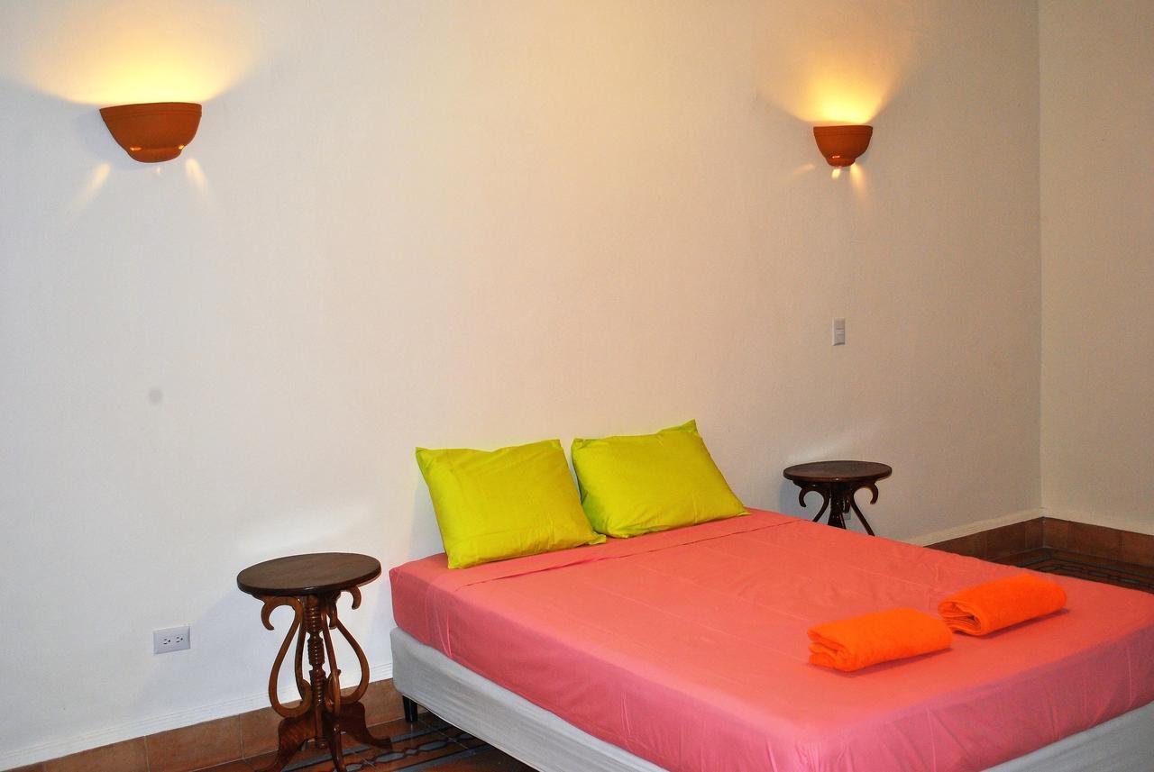Aparthotel Casa Calala Granada Exterior foto